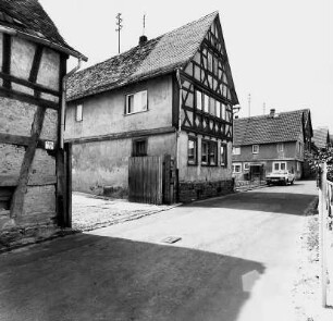 Ehemaliges Gasthaus ''Hanauer Hof''; Rosbach vor der Höhe, Königstraße 19, Königstraße 17