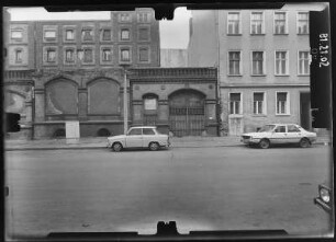 Berlin-Mitte, Zehdenicker Straße. Fabrikgebäude. Straßenfront (Teilansicht)