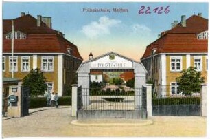 Meißen. Polizeischule in Zaschendorf, Haupteingang