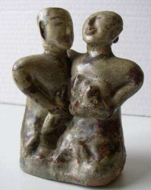 Skulptur: Figurengruppe eines Liebespaars