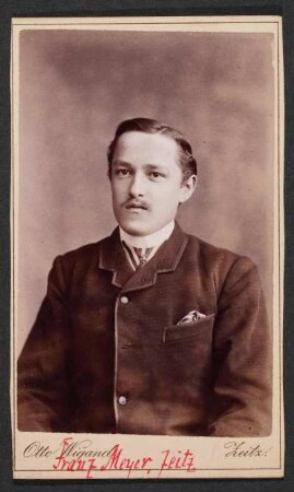 Porträt Franz Meyer : Foto-/Bildersammlung Stenografische Sammlung. Porträt Franz Meyer. Photographie. Carte de visite (1889; O. Wigand). Dresden: SLUB P a 0412