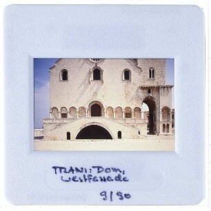 Trani, Kathedrale San Nicola Pellegrino : Westfassade