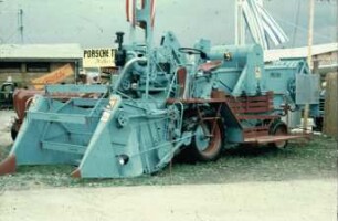 Fotografie: Erntetechnik, Mähdrescher selbstfahrend