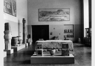 Aufstellung des Vorderasiatischen Museums im Pergamonmuseum, Assur-Raum