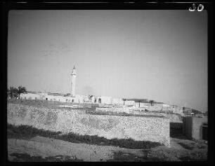 Cussabat (=Msallata, Libyen): Ortsbild mit Minarett
