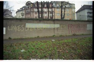 LiNKES UFER BLiBT BESETZT