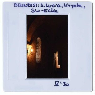 Brindisi, Kirche der Heiligen Dreifaltigkeit/ Santa Lucia : Krypta, Südwestecke