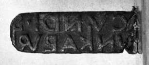 Stempel mit lateinischer Inschrift CVNDI.S / VN KALPVR