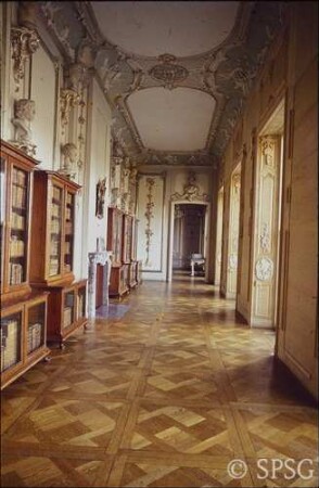 Berlin, Schloss Charlottenburg, Neuer Flügel, Bibliothek, R. 354, Blick in den Raum.