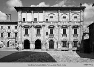 Palazzo Nobili-Tarugi, Palazzo Nobili, Palazzo Tarugi, Montepulciano