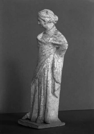 Statuette einer Frau