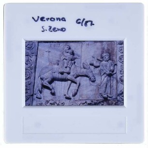 Verona, S. Zeno : Detailansicht Portal Relief links
