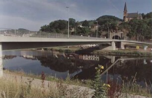 Straßenbrücke der B 407 in Saarburg/Saar