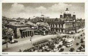 Unter den Linden mit Zeughaus und Dom