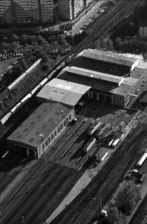 Freiburg: Lok-Depot über der Basler Straße