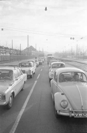 Arbeitsniederlegung bei den Städtischen Verkehrsbetrieben im Streik der Gewerkschaft Öffentliche Dienste, Transport und Verkehr ÖTV