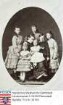 Alice Großherzogin v. Hessen und bei Rhein geb. Prinzessin v. Großbritannien (1843-1878) / Porträt mit ihren Kindern / Gruppenaufnahme v.l.n.r. vorne: Prinzessin Alix (1872-1918), Marie (May) (1874-1878), Prinz Ernst Ludwig (1868-1937), Prinzessin Irene (1866-1953) / v.l.n.r. hinten: Prinzessin Elisabeth (Ella) (1864-1918) und Prinzessin Viktoria (1863-1950)