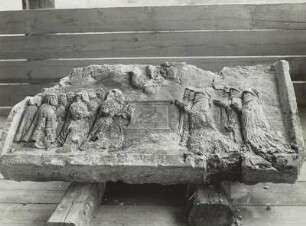 Bruchstück eines Epitaphs mit Stifterfiguren, Frauenkirche Dresden