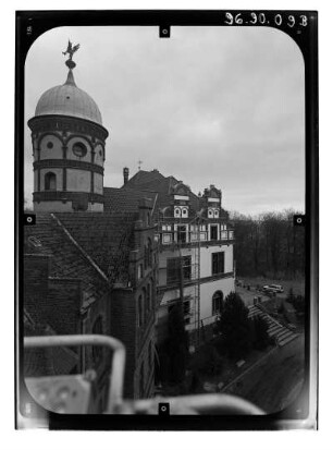 Lübstorf-Wiligrad. Schloss (1896-1898; A. Haupt). Teilansicht von Westen