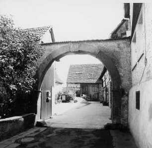 Hofanlage; Otzberg, Burgweg 12