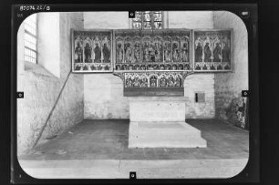 Aegidii-Kirche, Fassaden (E), Altar (S)