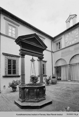 Brunnen im Innenhof