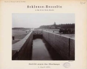 Dortmund-Ems-Kanal. Schleuse, Hesselte: Blick zum Oberhaupt