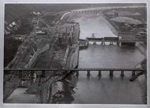Hessigheim, Wehr, Kraftwerk und Schleuse im Bau, Blick von der Kanzel