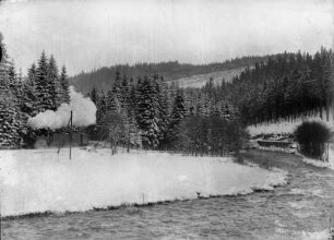 Winterlandschaft mit Eisenbahn an der Preßnitz