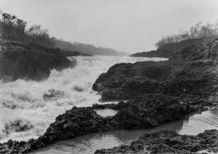 Stromschnellen im "Ferrador" : Stromschnellen im "Ferrador" des Rio Grade.