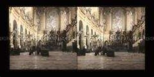 Innenansicht der Basilika Santa Chiara, Neapel