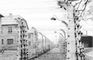 Stacheldrahtumwehrte Gedenkstätte des Konzentrationslagers Auschwitz