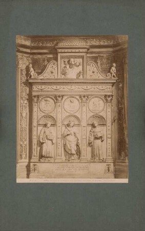 Santa Maria del Popolo, Rom Marmoraltar: Ansicht Marmoraltar (15. Jh.)