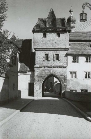 Landsberg am Lech, Bäckertor : Landsberg am Lech. Bäckertor. Feldseite von Norden