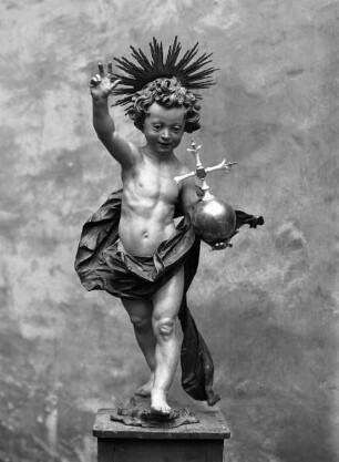 Christuskind als Salvator Mundi
