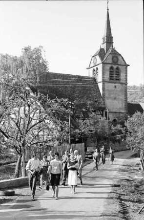 Bächlingen: Kirche