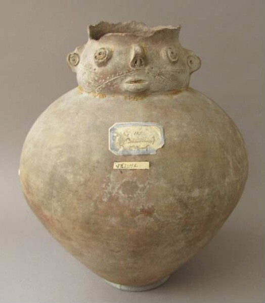 Clay vessel