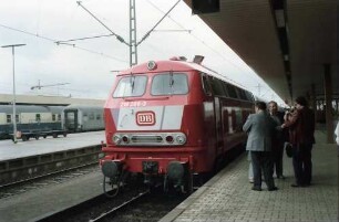Basel (Schweiz): Badischer Bahnhof; Sonderzug (Lok) zur Eröffnung der zweigleisigen Strecke Basel - Waldshut