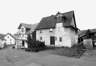 Einhaus; Fuldatal, Am Berg 9