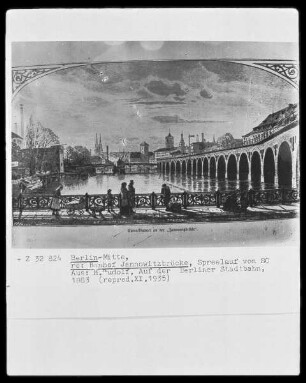 Berlin-Mitte. Bahnhof Jannowitzbrücke, Spreelauf von Südosten