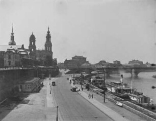 Dresden-Altstadt. Terrassenufer, Blick auf die Altstadt