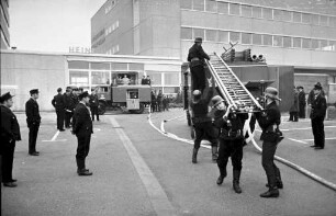 Jahresübung der Freiwilligen Feuerwehren Bulach und Rüppurr.