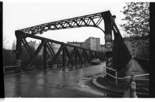 Kleinbildnegative: Langenscheidtbrücke, 1982