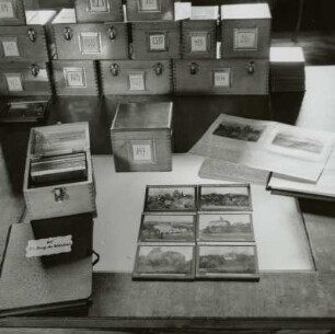 Lichtbildsammlung, Leuchttisch mit Lichtbildern, Sächsische Landesbildstelle, um 1937
