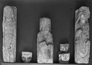 Säulenfiguren: Prophetin, Apostel, König