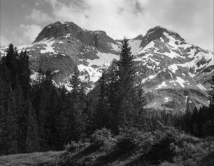 Österreich. Gebirgslandschaft (vielleicht im Lechtal)
