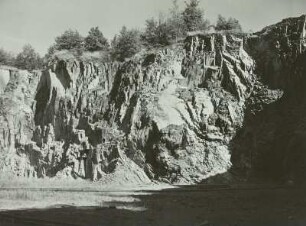 Grethen, Steinbruch für Quarzporphyr am Kleinen Spitzberg