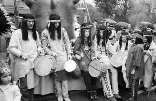 Freiburg: Freiburger Fasnet 1972 [Indianer]
