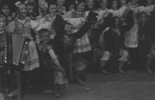 Kinderensembles aus Polen und Bulgarien : Auftritt von Volkstanzgruppen