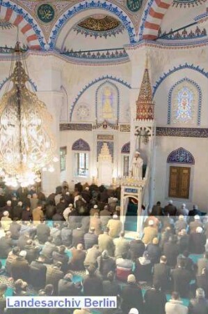 Sehitlik-Moschee zu Berlin, Columbiadamm 128 (Neukölln)